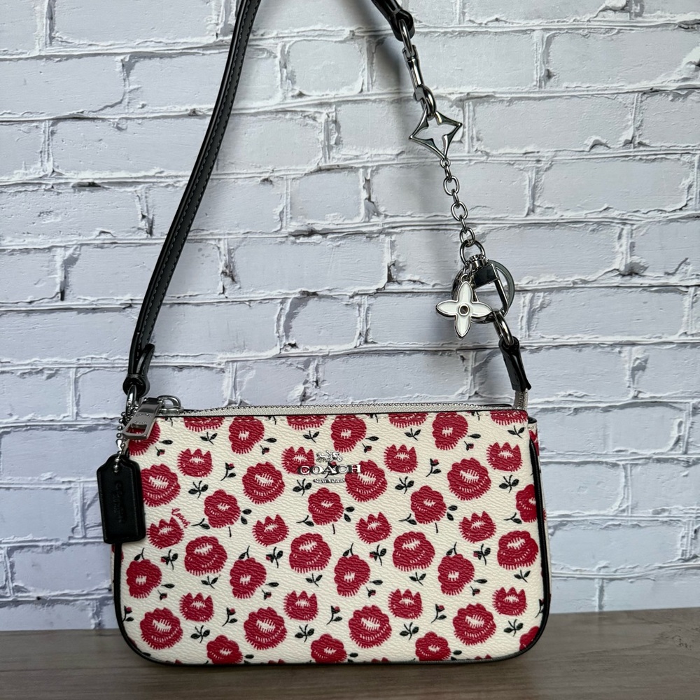 Coach Nolita 19 Red Floral zipping with chain extenter Wristlet Small bag - Picture 1 of 12